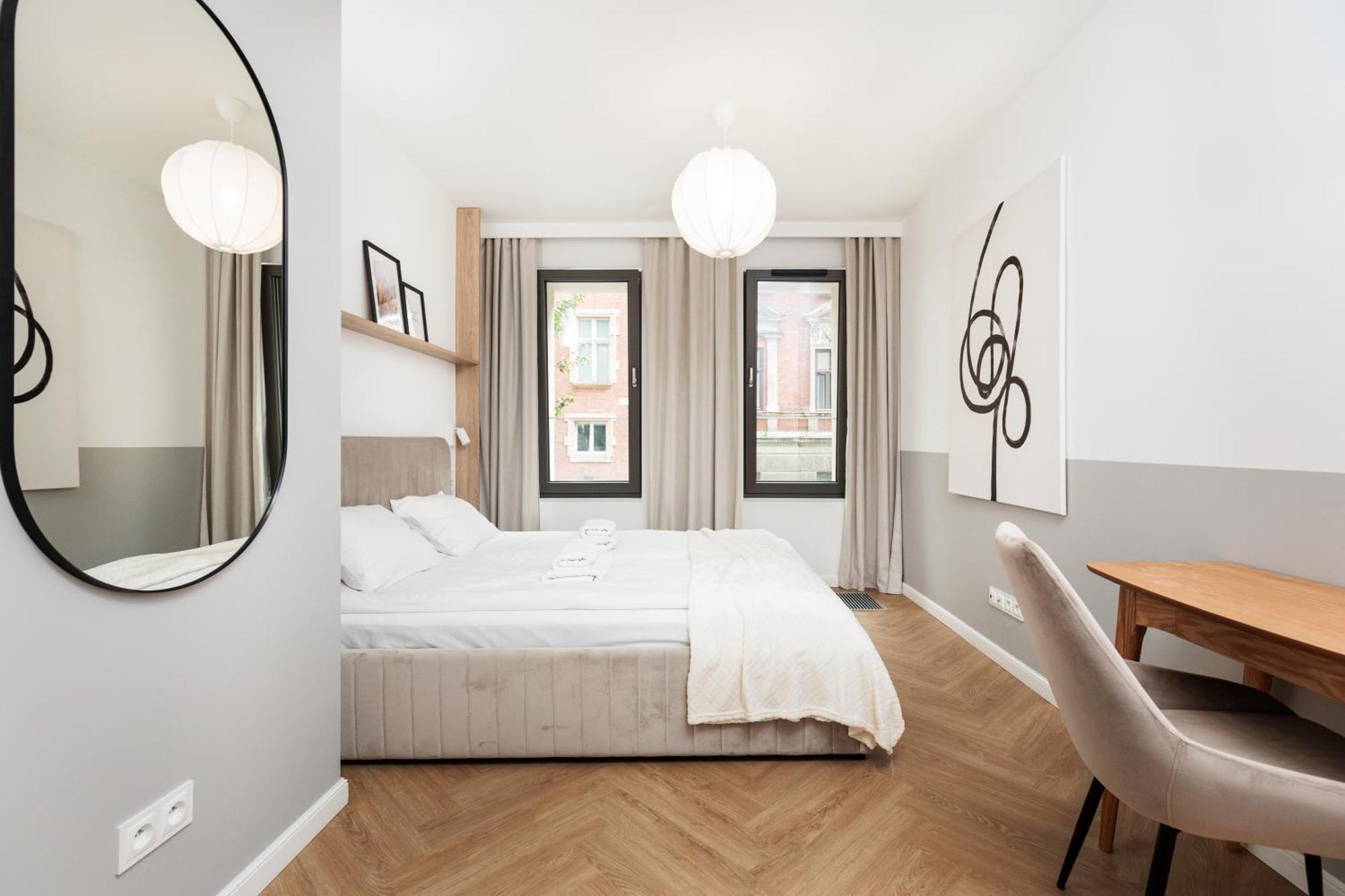 Comfort Corner In - By Upstairs Apartment